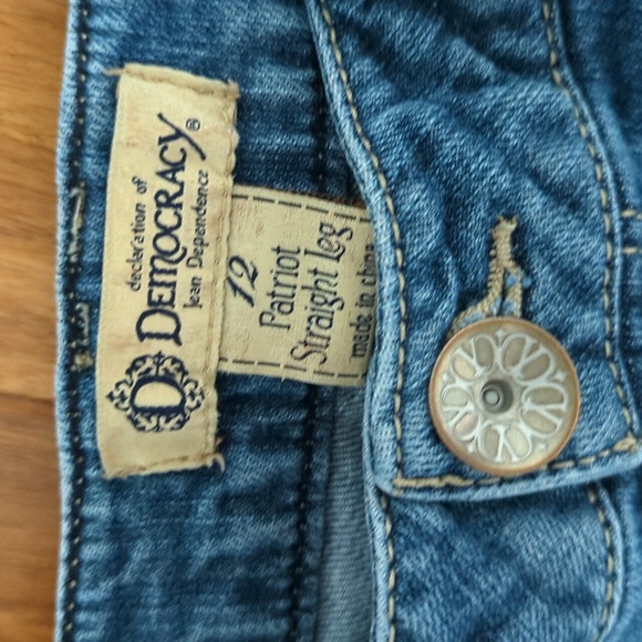 Democracy Patriot Straight Leg Distressed Jeans - Picture 2 of 9